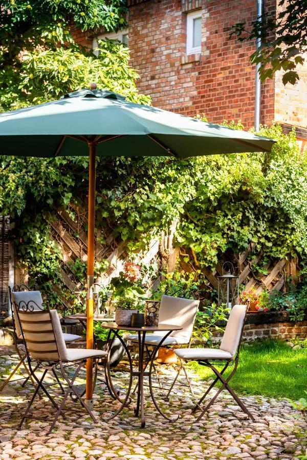 Johannis Suite - Schrangen-Suites-1389 Lüneburg Екстериор снимка
